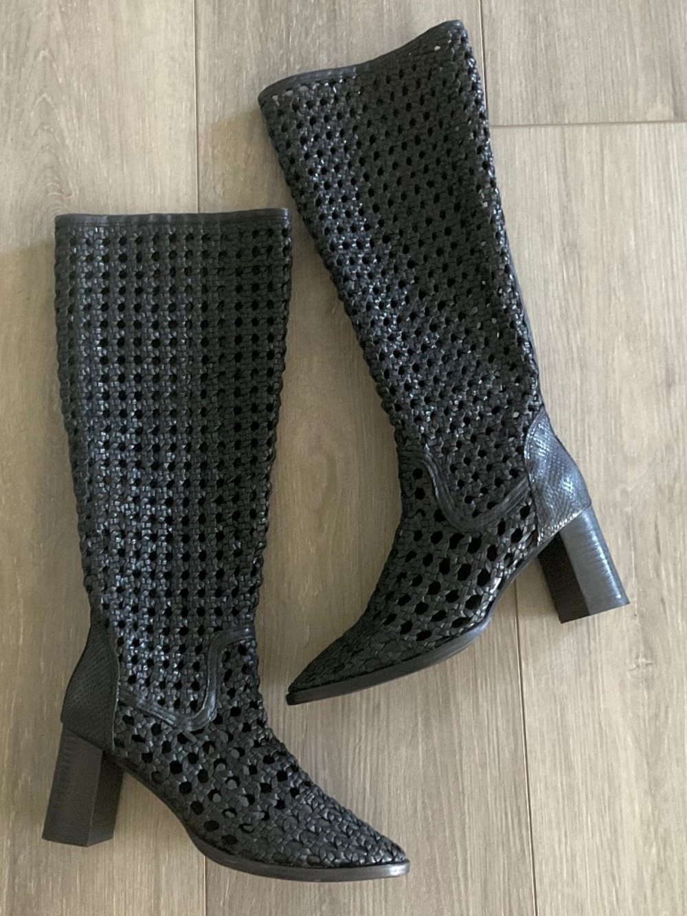 FREE PEOPLE Woodstock Woven Boots in Black SIZE 7.5 LIKE NEW